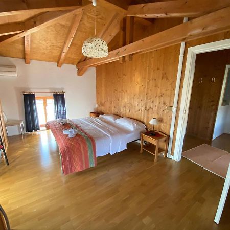 Qui Wolf Udine Hotell Collalto Eksteriør bilde