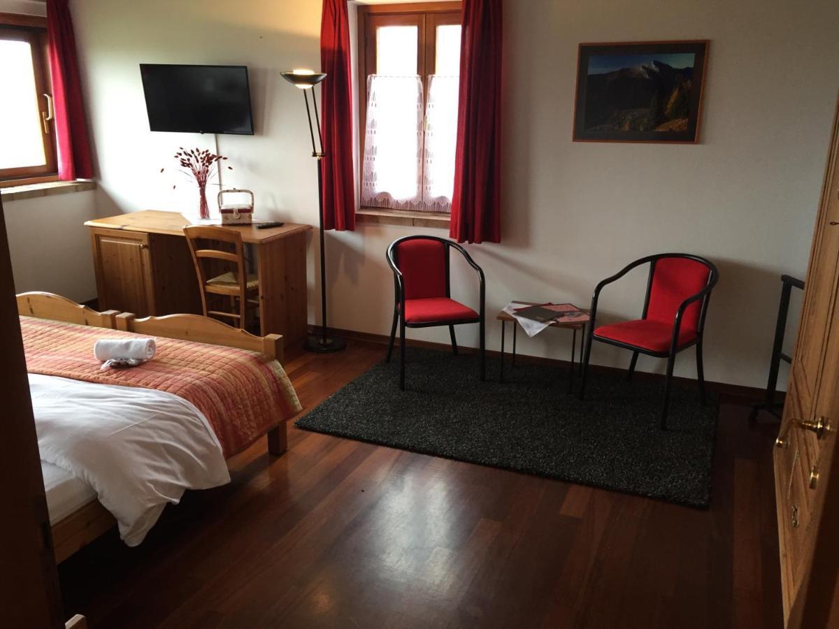 Qui Wolf Udine Hotell Collalto Eksteriør bilde